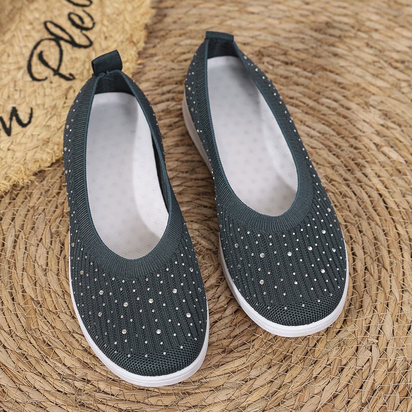 2022 Foreign Trade Casual Breathable Sports Shoes Cross-Border Fly-Knit Women's Shoes Soft-Soled Slip-On Shoes for Middle-Aged and Elderly Mothers