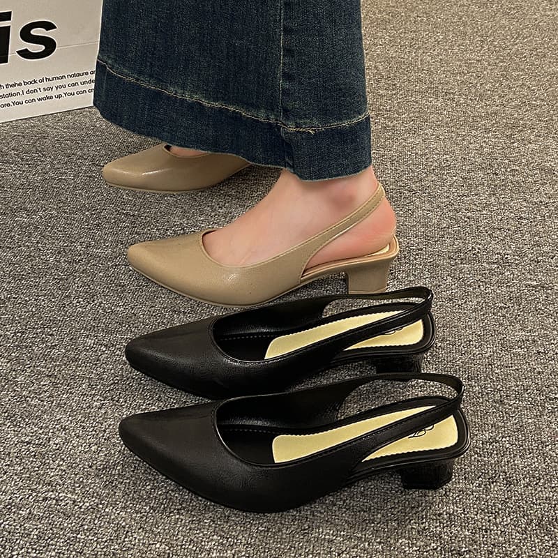 Baotou Sandals for Women, Suitable for Outdoor Wear, with Small High Heels, Chunky Heels, Wedge Heels, and Slippers, Offering a Cross-Border Light Luxury and High-End Feel