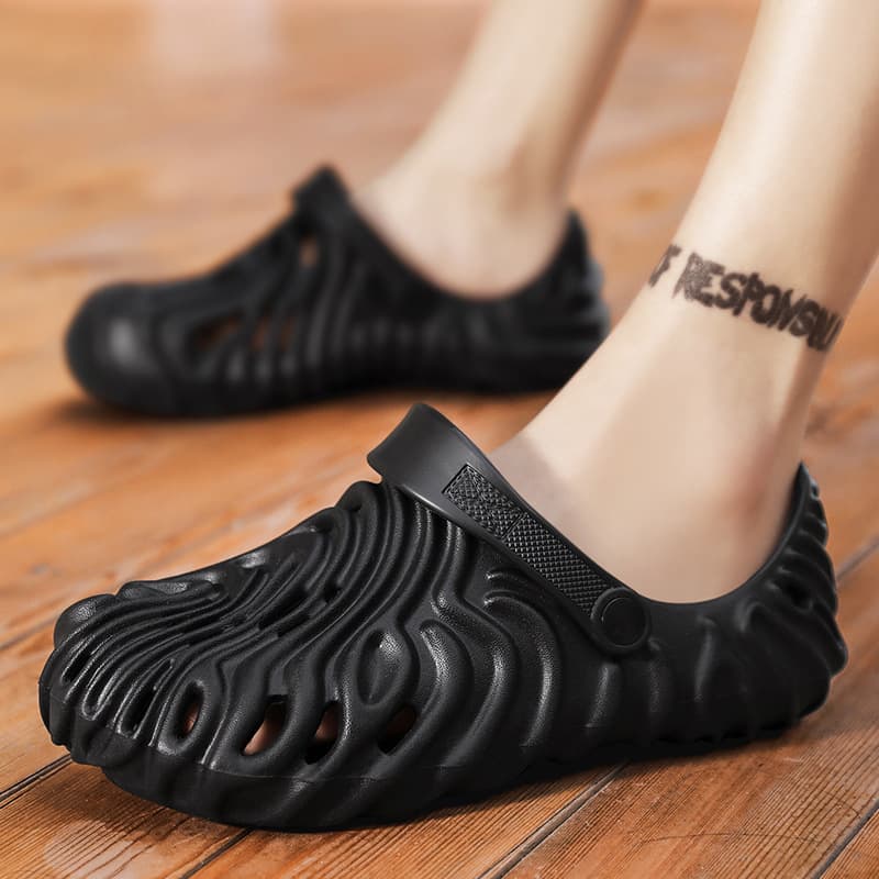 Popular Cross-Border Large Size Sandals for Men, New Summer Coconut Clogs, Men's Baotou Sandals, Couple Beach Slippers