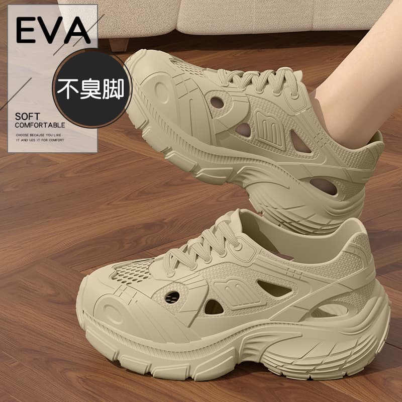Nurse Operating Room Slippers for Women 2025 New Summer Outer Wear Breathable and Non-Tiring Medical Anti-Slip and Anti-Odor Clogs