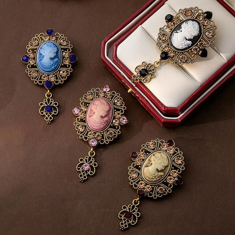 European and American Medieval Beauty Head Brooch Retro Court Style Hollow-out with Diamond High-end Sense Exquisite Relief Corsage Women