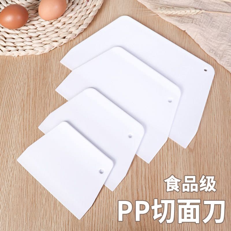 Noodle Cutter, Household Pp Flour Scraper, Nougat Cutter, Baking Handmade Noodle Cutter, Kitchen Tool, Cream Scraper