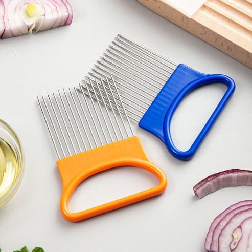 Stainless Steel Meat Tenderizer Vegetable Slicer Holder Fruit Slicer Hand Protector Kitchen Gadget Household Meat Tenderizer Needle